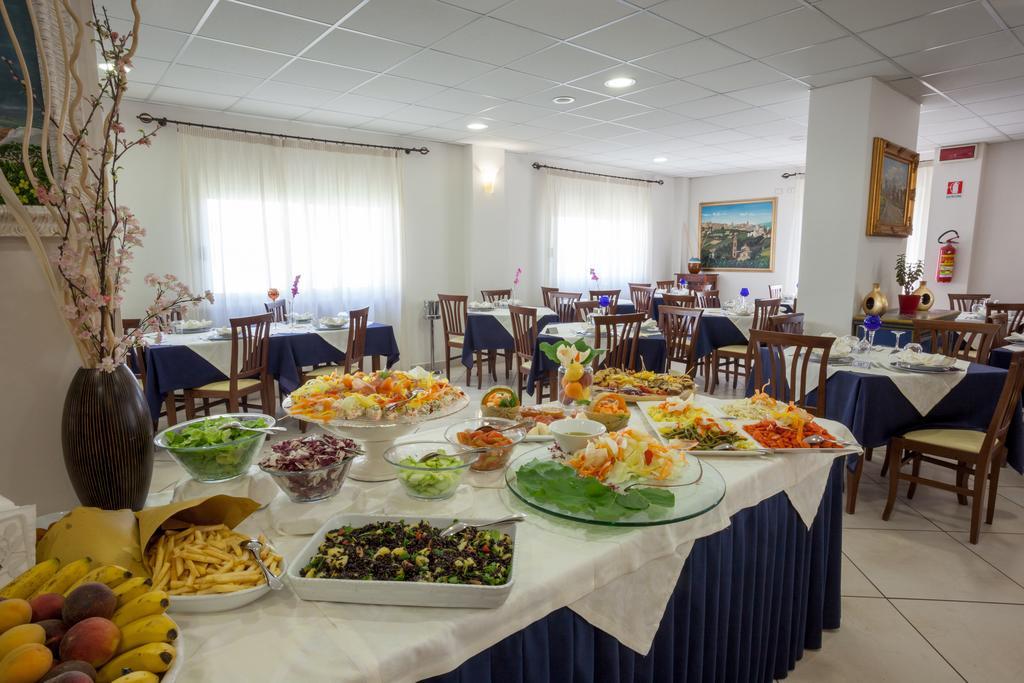 Hotel Caggiari Senigallia Esterno foto