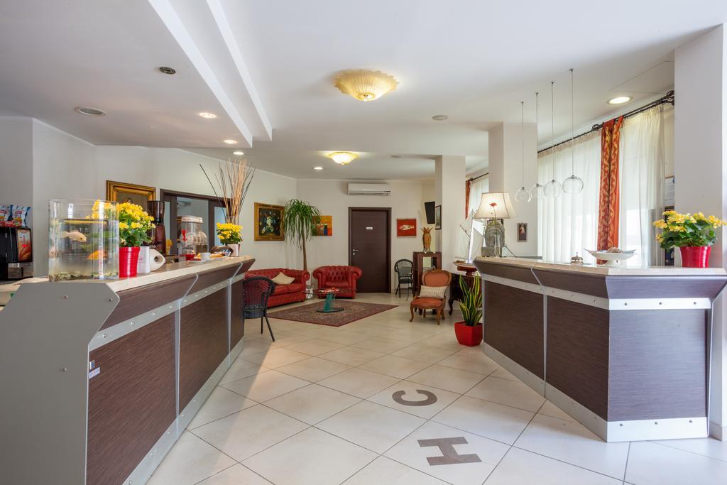 Hotel Caggiari Senigallia Esterno foto