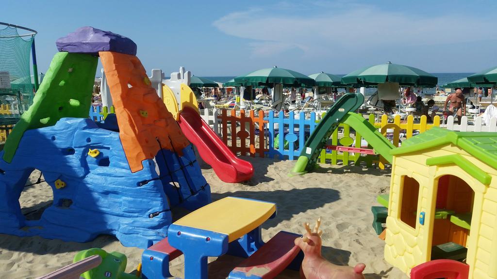 Hotel Caggiari Senigallia Esterno foto