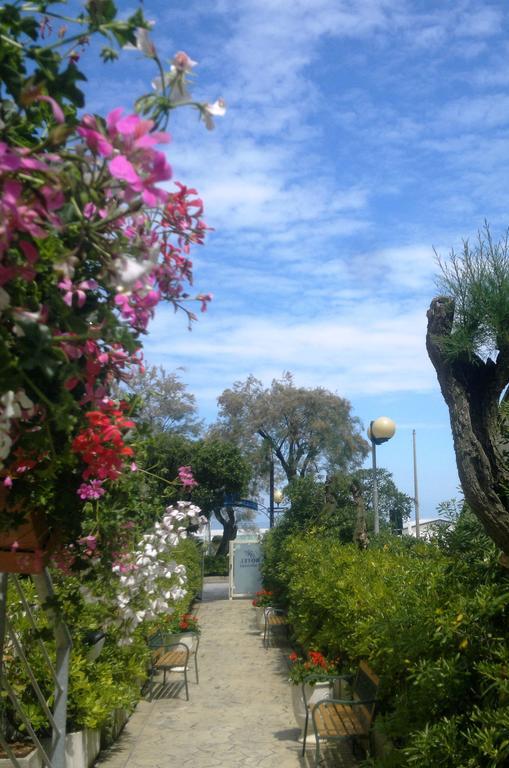 Hotel Caggiari Senigallia Esterno foto