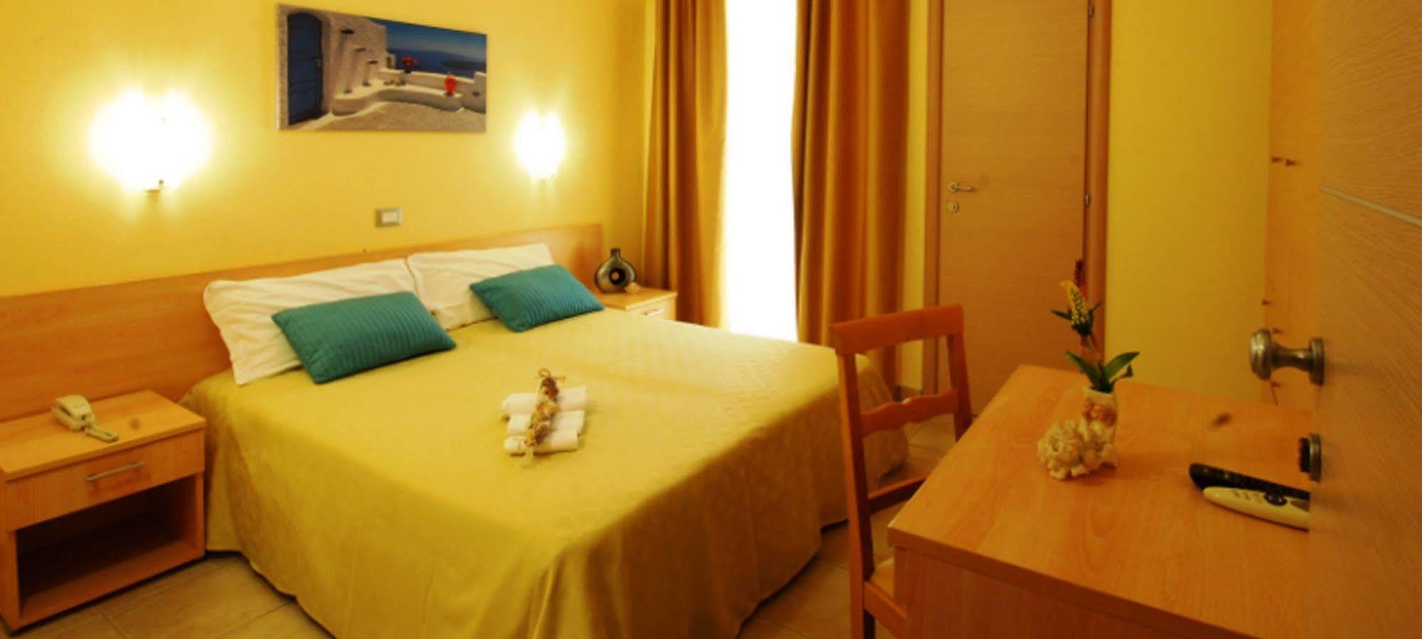 Hotel Caggiari Senigallia Esterno foto
