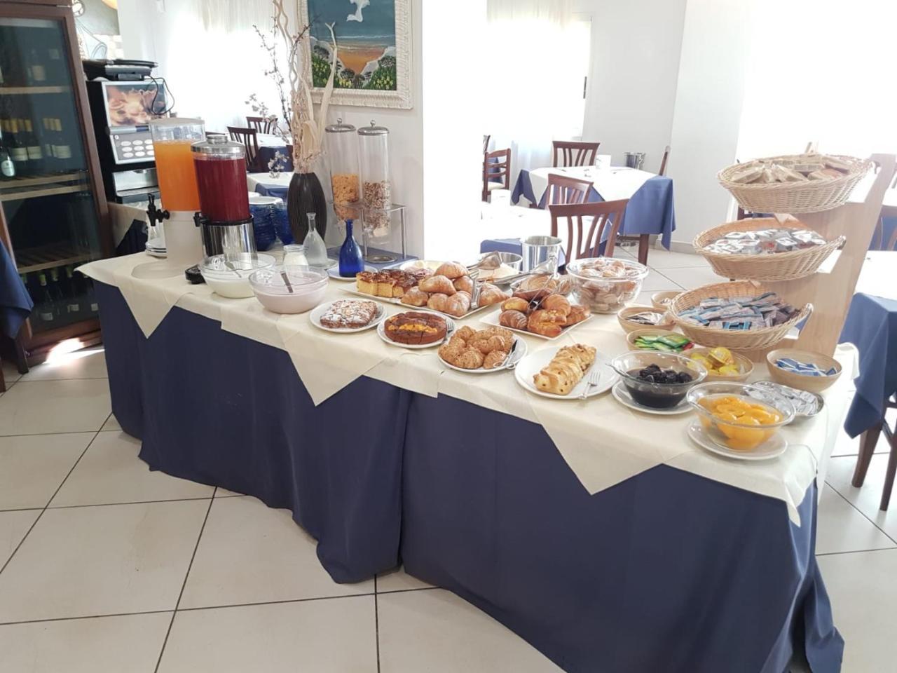 Hotel Caggiari Senigallia Esterno foto